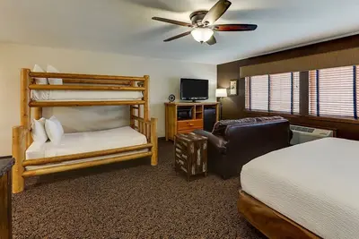 Image de Homely Haven with Rustic Charm, One Block from the Water | 2 Units