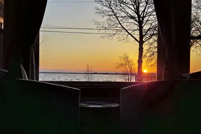 Image de Water's Edge tranquil getaway near two lakes