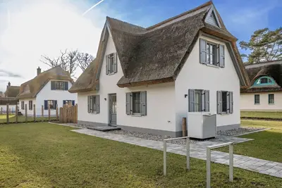 Image de Ferienhaus Ă–rnie - Neu Errichtetes Ferienhaus in Ruhiger Wohngegend mit Parkplatz, Sauna und Wlan