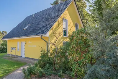 Ferienhaus Sonnenschein Eg - Barrierefreie Traumwohnung mit Sauna in Loddin