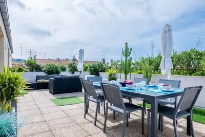 Image de Rare! Rooftop 120m² 5min à pied du centre