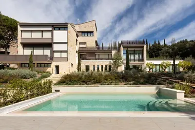 Image de Umbrian Oasis: Modern Apartment with Swimming Pool