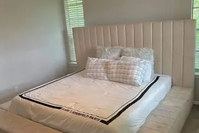 Image de Luxury Modern 2br 2Bath Apartment