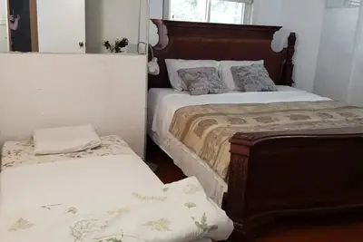 Image de one bedroom private walkout basement with 1 parking spot. Not Luxury
