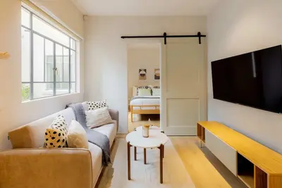 Image de Capitalia | Downtown Delight