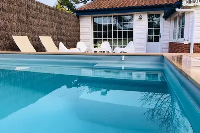 Image de Villa avec piscine 4 chambres bord de mer  tout à pieds  plages commerces