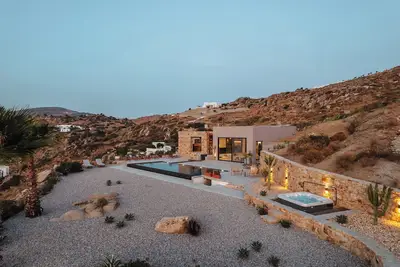 Image de Plaka hills - Brand New Villa with Luxurious & Inspiring Experience!