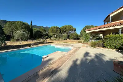Image de Villa 4 Faces à Laroque-des-Albères avec Piscine et Terrasse
