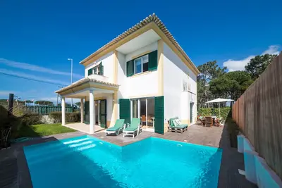 Image de Casa da Hera Villa Meco (C124)