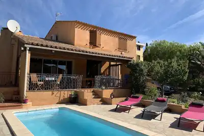 Image de Villa, with private swimming pool, near city center Bandol, parking, quiet