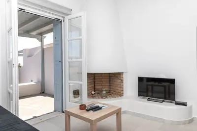 Glyfada Apartments in Naxos