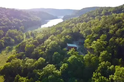 Image de 3 Bedroom, Private Hiking Trails 10 Mins to Eureka