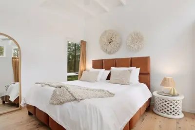 Image de Bungalow 127 at Avalon pde, 800m walk to beach