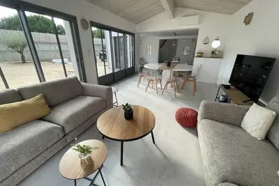 Image de Rivedoux -Maison Neuve - classée 4 étoiles -4 Chambres (8 pers) proximité plages