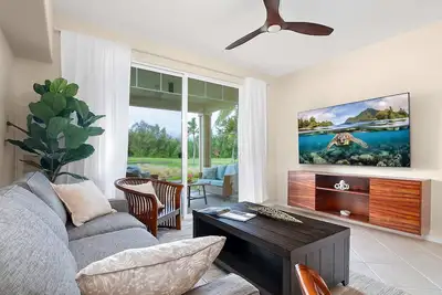 Image de 1st floor, no steps, king beds, beach, pool, golf