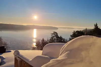 Image de Archipelago Villa, Cabin & Sauna Jacuzzi With sea View, 30 min From Stockholm