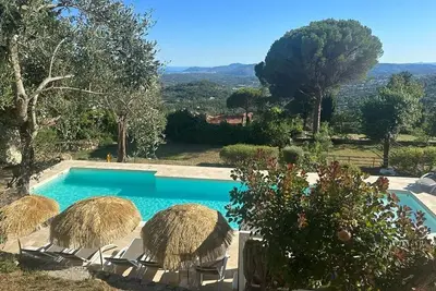 Image de Logement 4\/5p. (70m2) Avec Accès Piscine Partagée