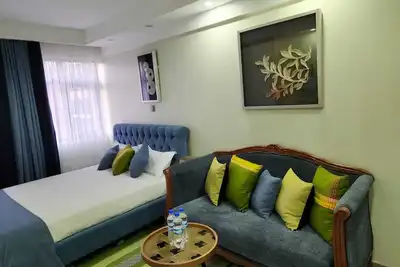 Image de A calm and warm colored fully furnished 1 bedroom condo in Kilimani, Nairobi\n