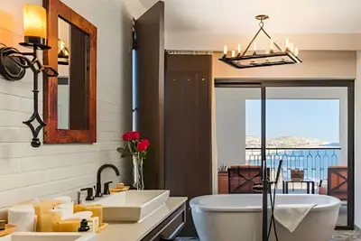 Image de Four Bedroom - Vista Encantada
