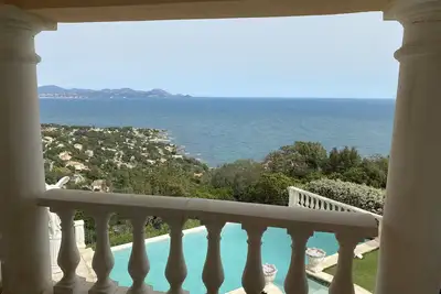 Image de Villa Goonie vue panoramique mer Équipement et déco haut de gamme
