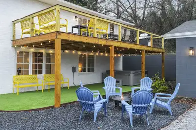 Image de 6 Br✅ Hot Tub✅ Game Room✅ 10 mins to Dt Greenville! ! ! ✅