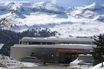 Image de À 150m des remontées, 2ème étage, balcon, télévision, casier à ski, 40m², Flaine