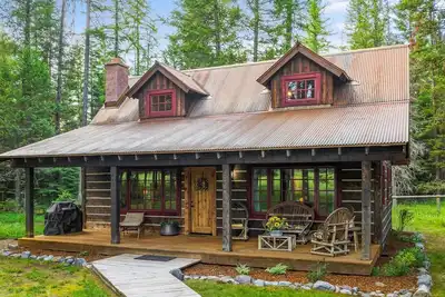 Image de G-Bar-N Ranch Hudson’s Bay Log Home