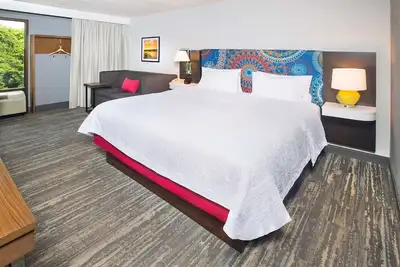 Image de Experience Historical Annapolis + Complimentary Breakfast! Outdoor Pool!