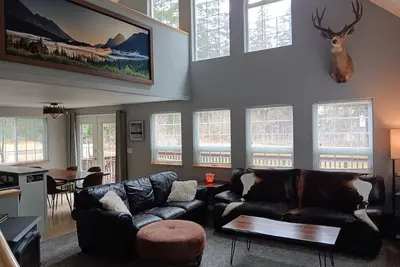 Image de Exclusive Private Home in Quiet Neighborhood 3 Bedroom 2 Bath & Loft