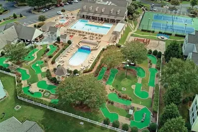 Image de 2br Deluxe Colonial Condo Fun For Whole Family!