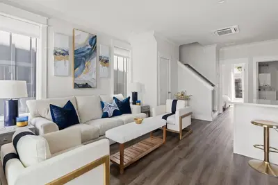 Image de Adrift @ The Cove Riverwalk Villas