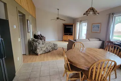 Image de #5 Thomas' Parkside Cottages, 2br Lake Huron view suite, Downtown location