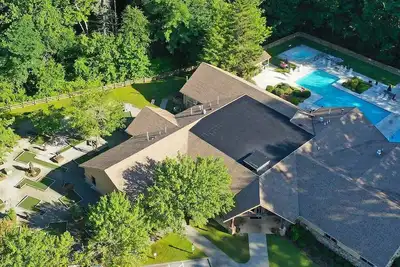 Image de 2br Condo w/Golf, Boating, Skiing, Family Fun!