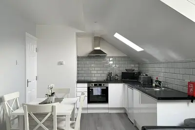 Image de Granada Apartments Holmfield Rd flat 4 2nd floor loft type