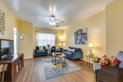 Image de Cozy East Pittsburgh Home - 7 Mi to Frick Park!