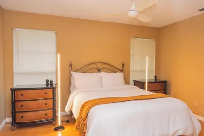 Image de Midterm Lakeview Private Pet Friendly Quiet Cozy Home