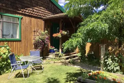 Image de Full House 2 bed, 1 bath, fenced yard - River-front Retreat in Lillooet B. C.