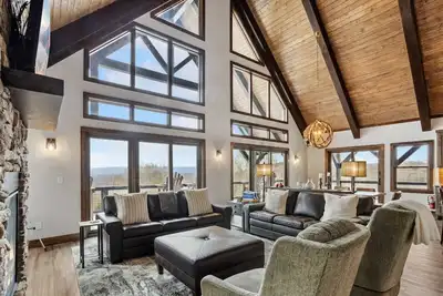 Image de New Mountain Home in Wonderful Location