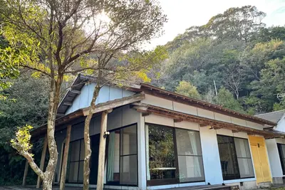 Image de Nonsmoking Japanesestyle detached house standing next to virgin forest Building No 3 / Shimanto KĹŤchi