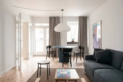 Image de Queens Courtyard Studio Xl by Daniel & Jacob's