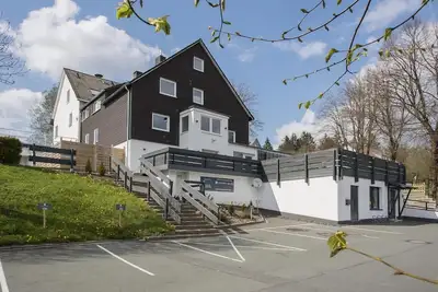 Image de Views of the beautiful mountains of Sauerland from this practical apartment