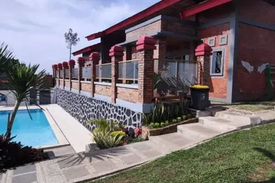 Image de villa forest puncak