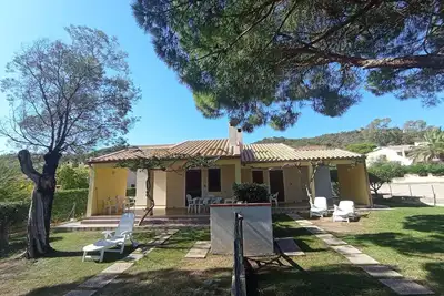 Image de Appartement de vacances Costa Rei pour 1 - 6 personnes avec 2 chambres à coucher - Maison mitoyenne