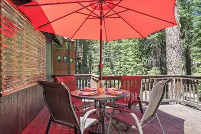 Image de Huge Deck, Outdoor Dining, Forest Views! Pets Ok