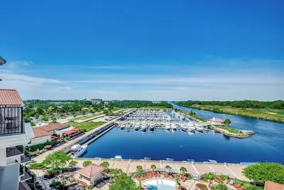 Image de New! Penthouse w/ Best View in Resort - by Luxury Beach Rentals