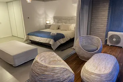 Image de Olivos Harbour Premium Deco Apartment\n55 sqm - 400 mb Wifi - pool - gym