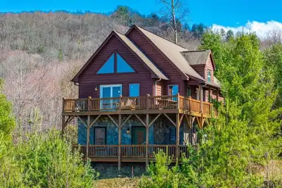 Image de Mountain Getaway near Boone, Hot Tub, and Gorgeous Views!
