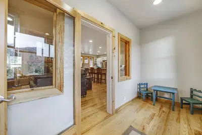 Image de Luxury cabin, Sleeps 14, Hot Tub