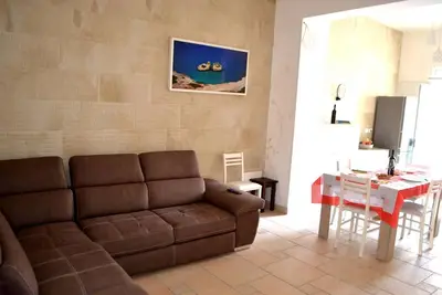 Image de Maison de Vacances 'Bilocale Wabi au Rez-de-Chaussée Ll03' avec jardin privé et climatisation