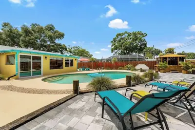 Image de Pool - Hot tub - E-bikes - Gym - Near Beach - Family Home